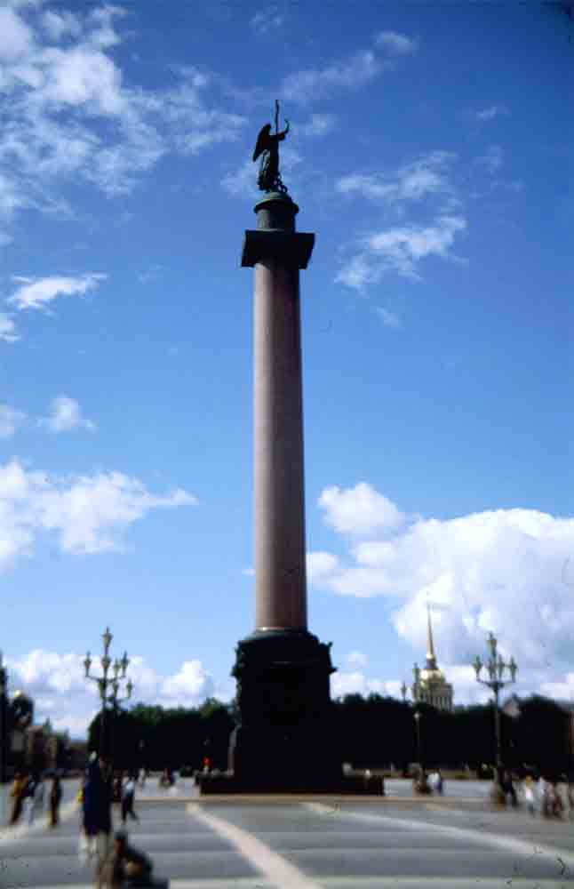 11 - Rusia - San Petersburgo - columna de Alejandro